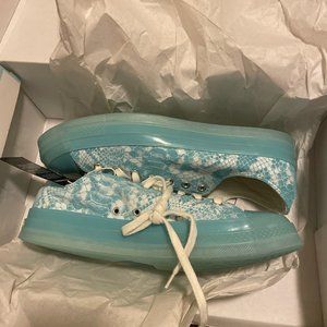 MENS AND WOMENS GOLF×CONVERSE LIMITED EDITION PYTHON PRINT SHOES